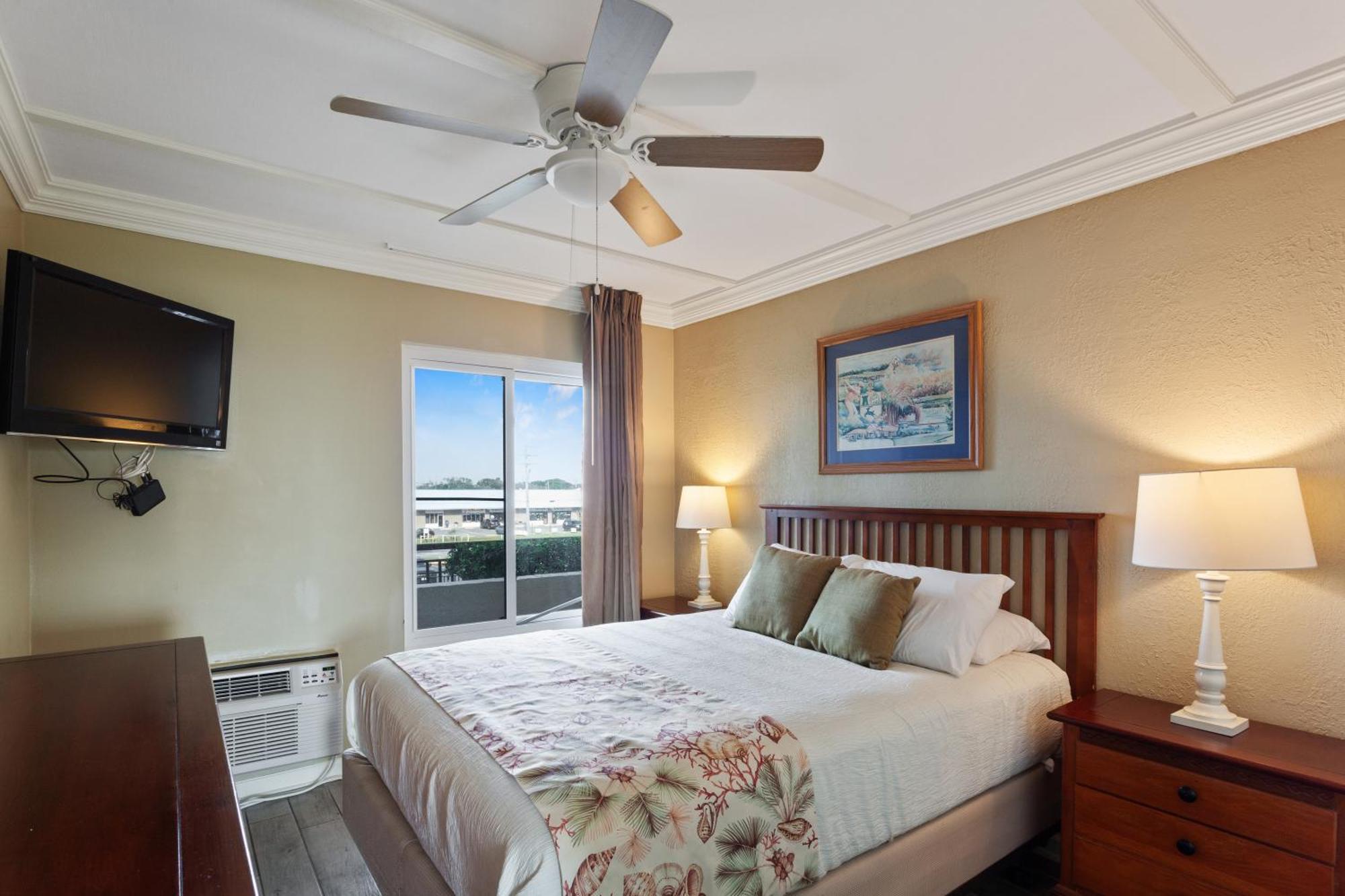 Beachers Lodge Кресент-Бич Экстерьер фото