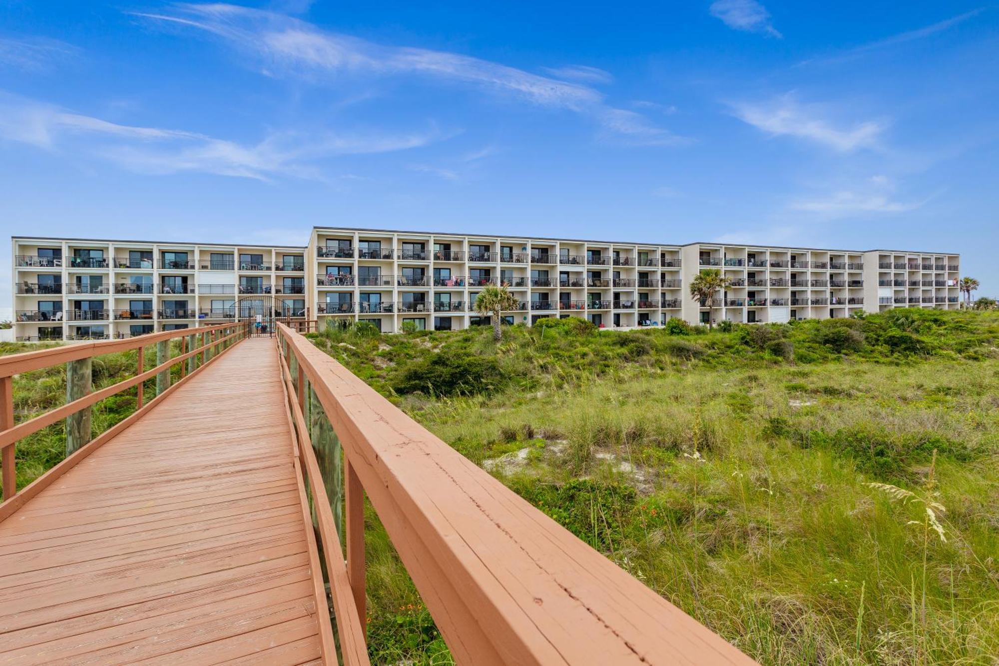 Beachers Lodge Кресент-Бич Экстерьер фото